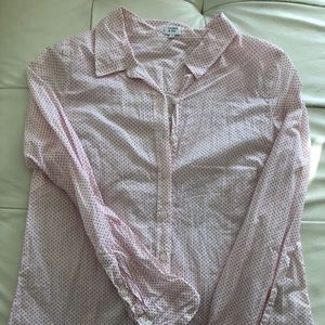 Crown and Ivy button down top